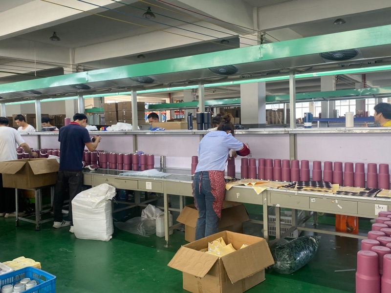 Facultatem Breakthrough: Jiangzhi complet 26,000-Pice Ice Cream Calicem Ordinis in III diebus